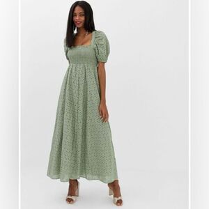 Asos .Long dress with short sleeves in green